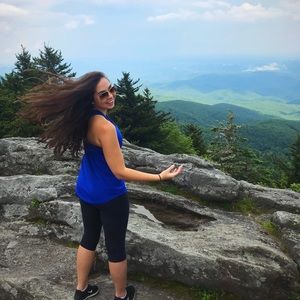 Meet your Posher, Catalina